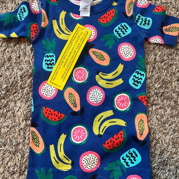 NWT Hanna Andersson fruit print short john pajama set size 4 navy multicolor - Picture 3 of 4